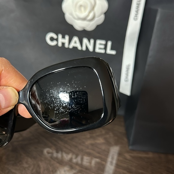 Chanel Vintage Black Quilt Shield CC Logo Sunglasses 5019 - Picture 6 of 16